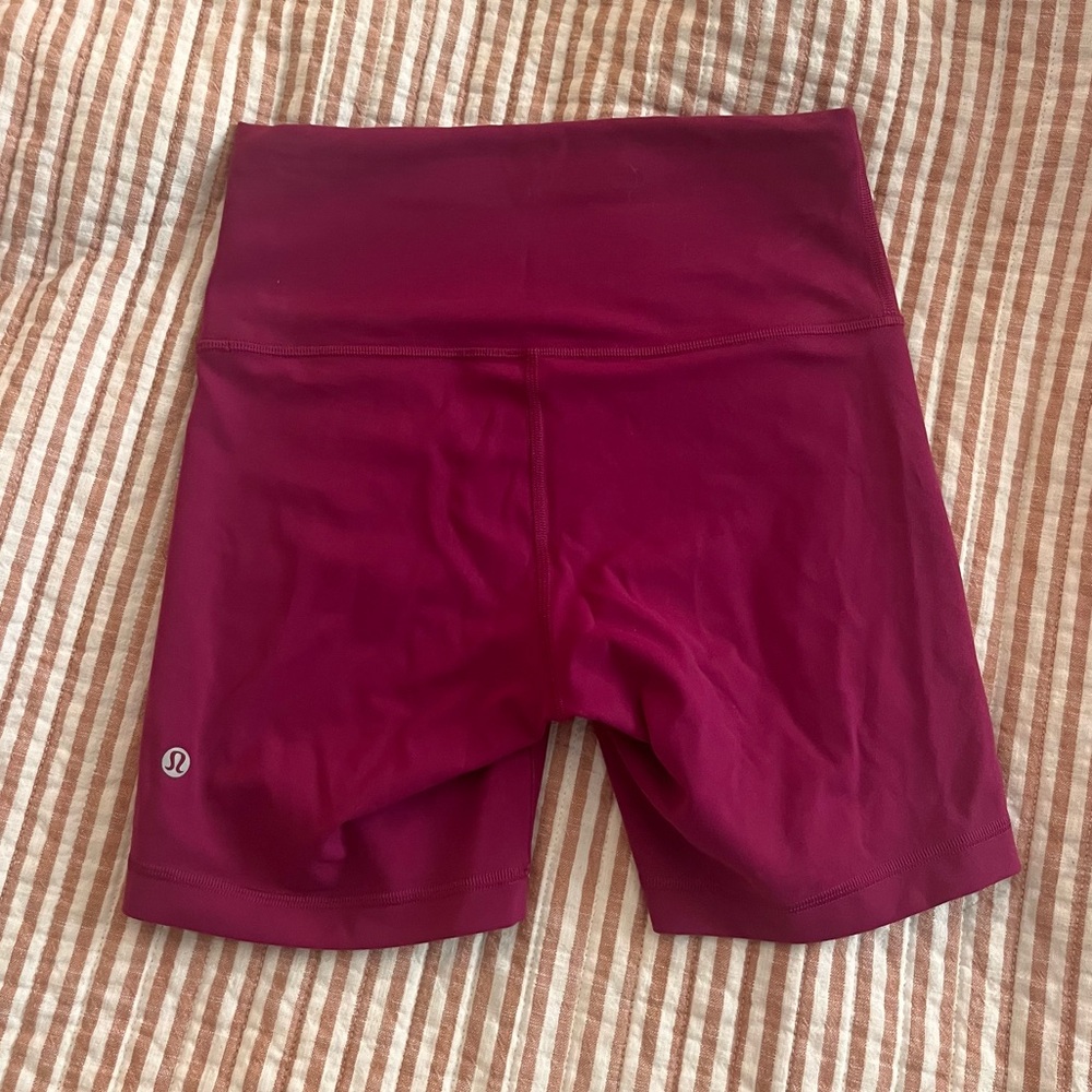 Lululemon Wunder Train High Rise Shorts 6”